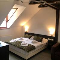 Deluxe Double Room with Extra Bed