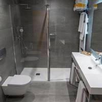 Room #1936457