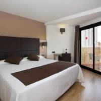 Room #9379335