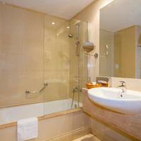 Room #9753037