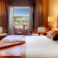 Room #4236077