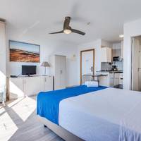 Room #1429620