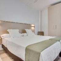 Room #1429621