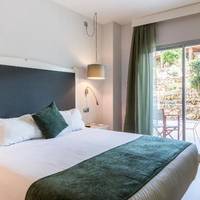 Room #1245122