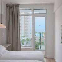 Twin Room with Partial Sea View