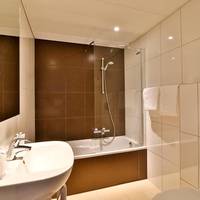 Twin Room with Bath