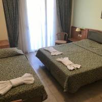 Triple Room with Mountain View