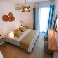 Deluxe Suite with Sea View