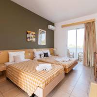 Triple Room with Sea View
