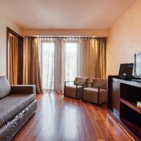 Room #18520517