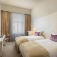 Classic Room with 2 Single Beds