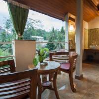 Suite with Garden View