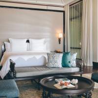 Royal Beach Villa One-Bedroom King Room with Pool