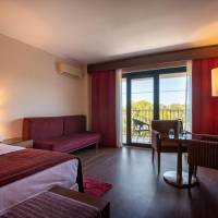 Twin Room with Extra Bed (2 Adults + 1 Child)