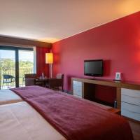 Twin Room with Extra Bed (3 Adults)