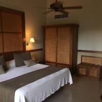 Superior Family Room (2 Adults + 2 Children)