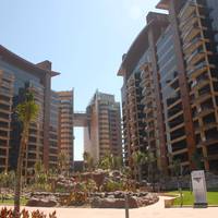  Glamorous 3-Bedroom Apartment Sea View