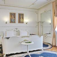 Queen's Suite