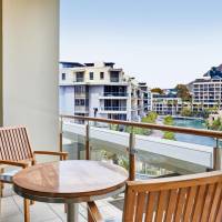 One Bedroom Marina Grand Suite