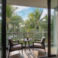 1 King 2 Single Bed Family Suite Resort View