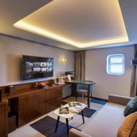 Officer's Suite