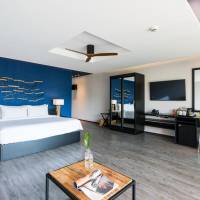 Deluxe Double or Twin Room with Balcony