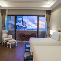 Deluxe Room with Sea View