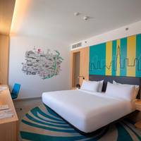Aloft Room, Guest room, King, City view
