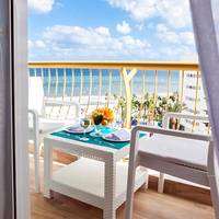 Guest room, 1 King, Partial sea view, Balcony