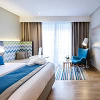 Guest room, 1 King, Sofa bed, City view, Balcony