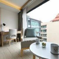 Room #404768618