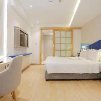 Room #446953556