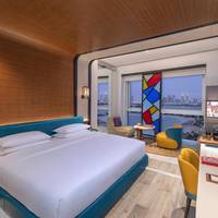 Andaz Staycation Room, 20% off Food and Beverage, late check-out