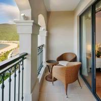 Deluxe Twin Ocean View with VinWonders