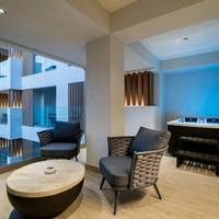 Azure Junior Suite Outdoor Spa Bath