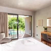 Deluxe Double or Twin Room with Pool Access