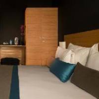 Room #399610416