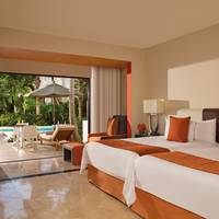 Deluxe Walkout Pool View Double (Adults Only +18)