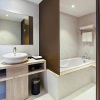 Deluxe Double or Twin Room with City View