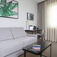 Room #420450752