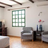 Room #241299319