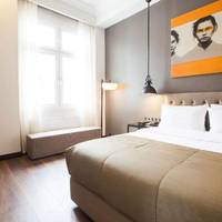 Room #399588628