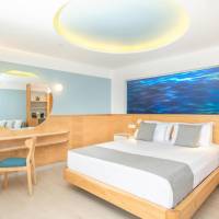 Superior Double Pool or Sea View