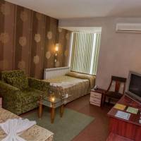 Large Twin Room