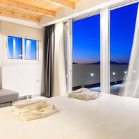 Luxury Suite