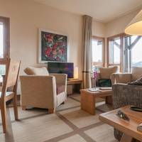 Superior Three-Bedroom Apartment (8 People)