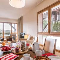 Superior Two-Bedroom Apartment (6 People)