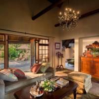 Deluxe Suite with Pool