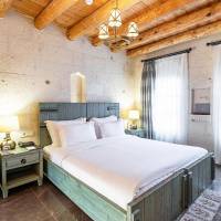 Double Room with Pool View