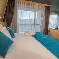 Deluxe Double or Twin Room with Panoramic View (3 Adults)